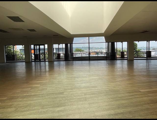 1,296M² OFFICE TO LET IN RIVONIA